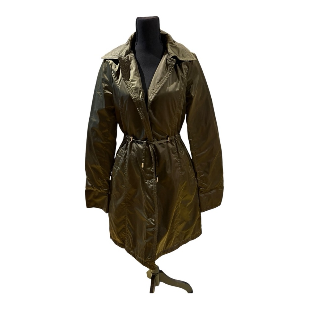 Preston and York Cinched Waist Preppy Rain Jacket in Army Green Size: Small